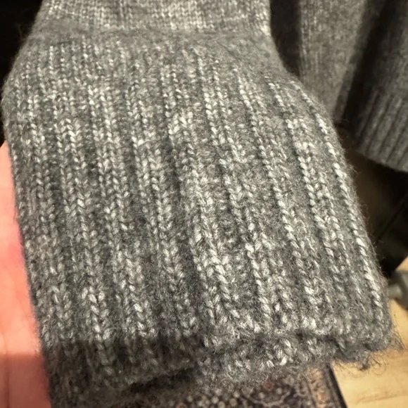 ZARA Oversized Gray Knit Sweater | Cozy Slouchy Fit - Picture 2 of 6